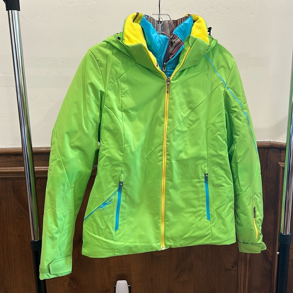 Women’s Spyder ski jacket (size 4)